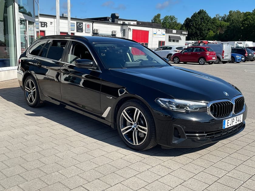Bild 4 av BMW 530e Touring 292 hk G31 LCI ENDAST 3.785 mil SKINN