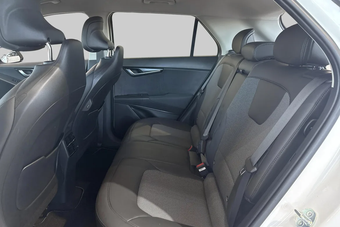 picture of a car