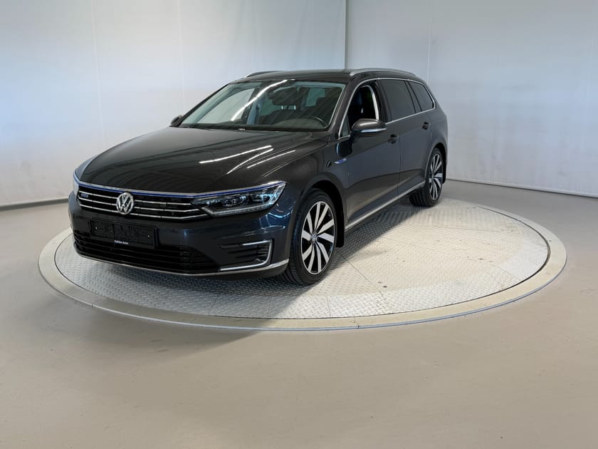 Bilde 1 av Volkswagen Passat Variant GTE 1,4 218hk Exclusive ACC/Krok/Weba/Skinn/Navi/Active
