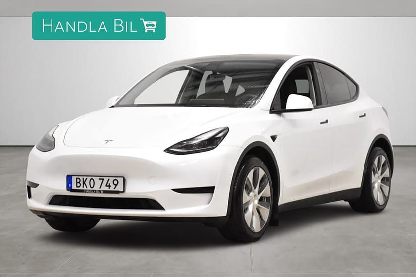 Bild 1 av Tesla Model Y Standard Range RWD Autopilot Drag Moms 299hk