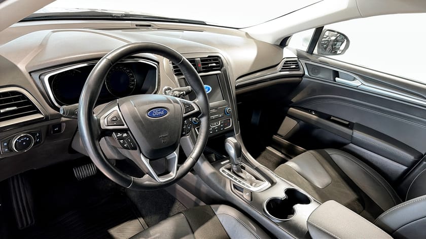 Bild 2 av Ford Mondeo Kombi 1.5 ECOBOOST SELECTSHIFT 165HP Drag