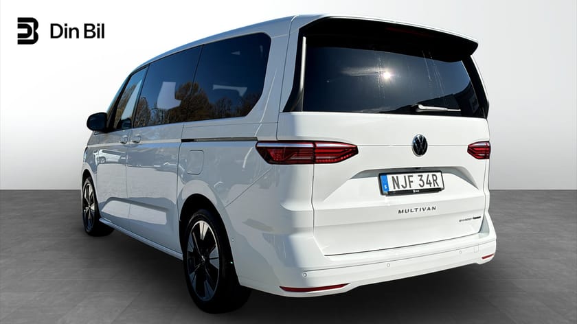 Bild 3 av Volkswagen Multivan eHybrid 4M LIFE HJULBAS: 3124 MM LÅNGT ÖVERHÄNG MOTO