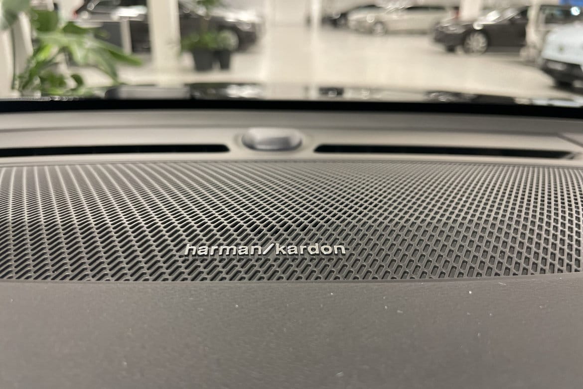 Volvo EC40 Twin Motor Performance