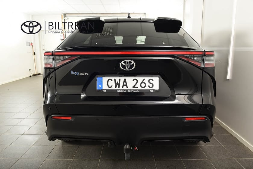 Bild 4 av Toyota bZ4X 71.4 kWh Style Drag Backkamera Moms