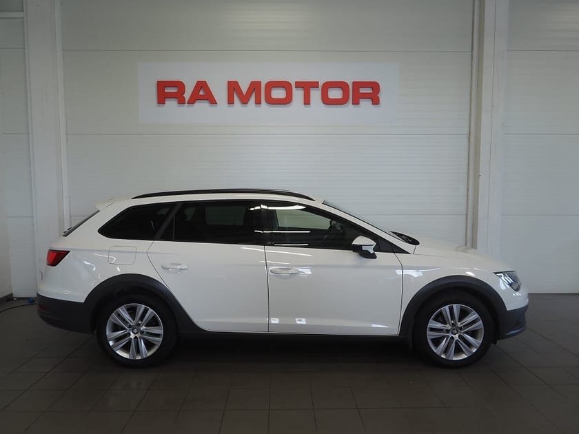 Bild 4 av SEAT Leon X-Perience 1.6 TDI 4Drive Drag Kamera