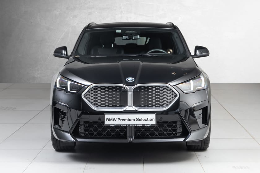 Bilde 4 av BMW iX2 xDrive30 FullyCharge-Skinn-Krok-Harman/Kardon