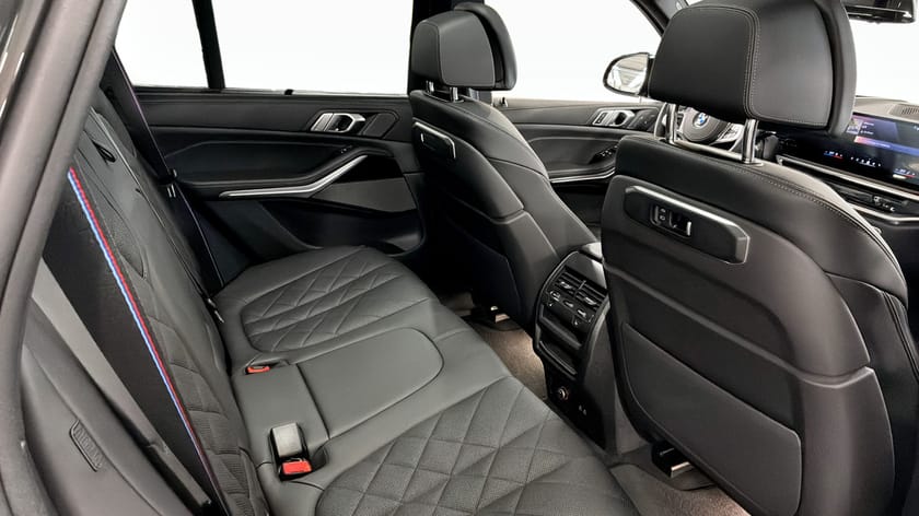 Bild 5 av BMW X5 xDrive30d M Sport Pro Innovation Comfort Panorama H/K 360°
