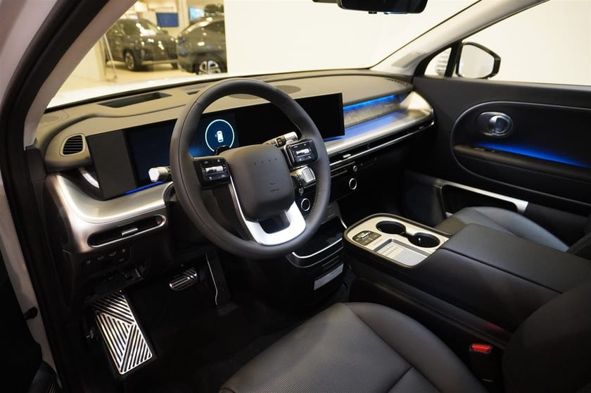 Bild 2 av Hyundai Ioniq 9 Long Range AWD 7s 110kWh Calligraphy Line