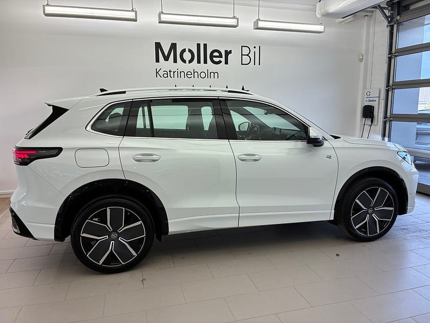 Bild 2 av Volkswagen Tiguan eHybrid R-LINE 272 HK DSG6