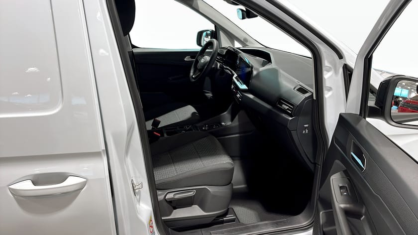 Bild 3 av Ford Grand Transit Connect Skåp L2 Limited PHEV / Demo Uppsala / Årsskatt 360kr