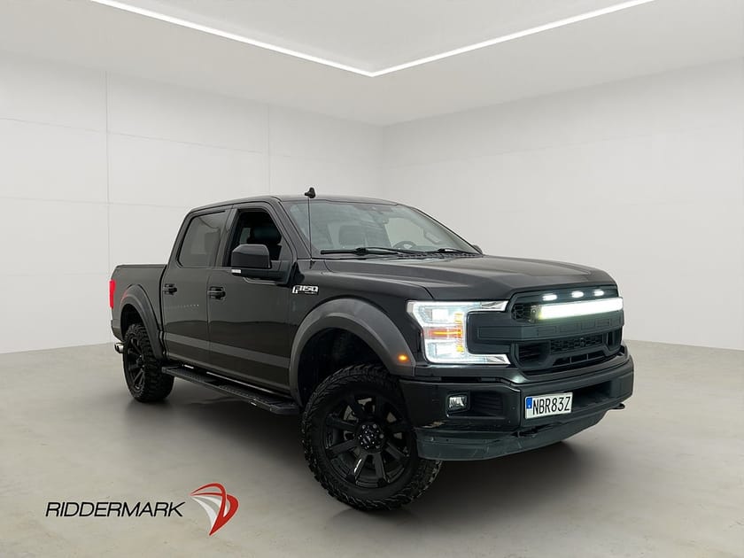 Bild 3 av Ford F-150 SuperCrew Lariat Sport V8 4x4 Roush Dragkrok Pano B&O Skinn