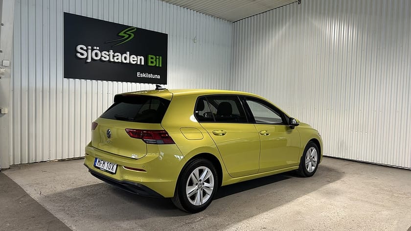 Bild 5 av Volkswagen Golf 1.5 eTSI ACT OPF Base 150hk Värmare Kamera Massage