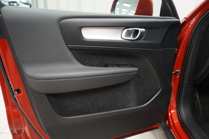 Bild 5 av Volvo XC40 B4 FWD Bensin Core SE II