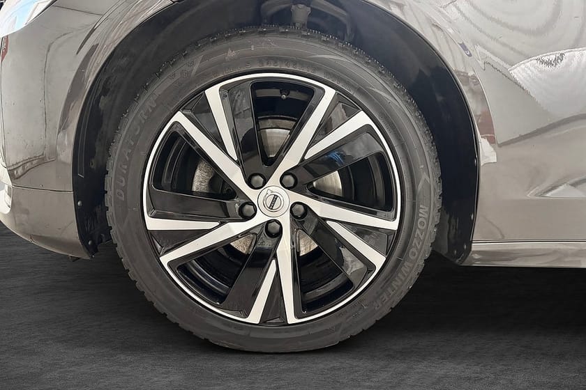 Bild 2 av Volvo S90 B4 Momentum Advanced (197hk) Taklucka H/K Drag B-värm
