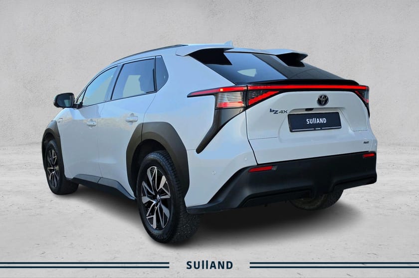 Bilde 3 av Toyota bZ4X Executive/AWD/R.kamera/Skinn/El.sete m/minne/Carplay++