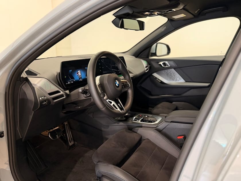 Bild 4 av BMW 120 M-Sport interiört + exteriört, Rattvärme, Navigation