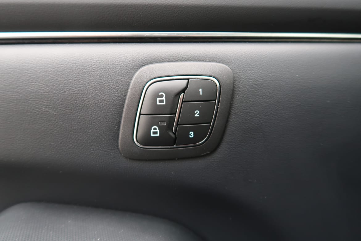 Ford Mustang Mach-E 2022 - miniatyr 20