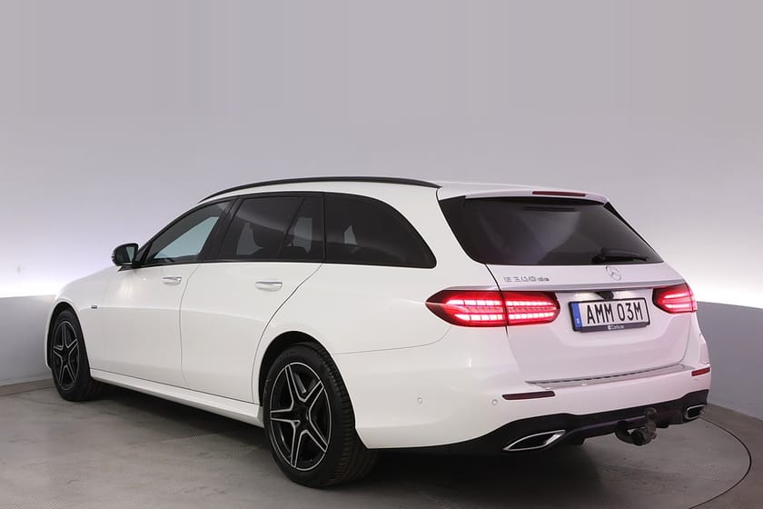 Bild 4 av Mercedes-Benz E 300 T de Full AMG Drag BSM 360 Navi Night