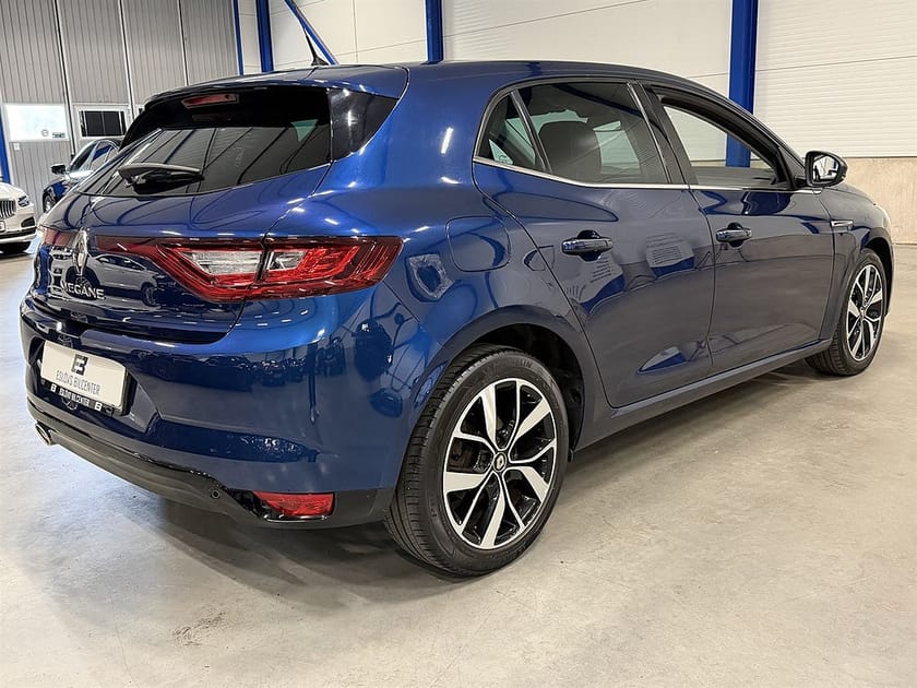 Bild 5 av Renault Mégane 1.3 TCe 140 HK Manuell / Bose / Navi /
