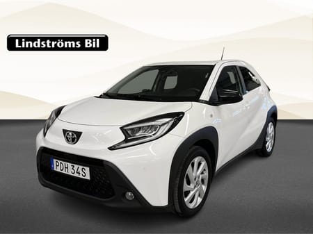 Toyota Aygo X Play 1.0 72hk S&V-Hjul Moms