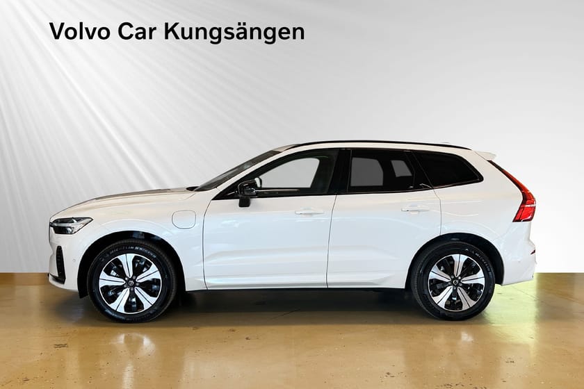 Bild 3 av Volvo XC60 T6 Plus Dark Nordic Edition DRAG LÄDER PANO H/K