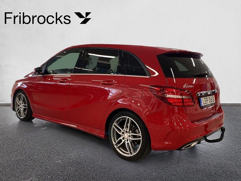 Bild 3 av Mercedes-Benz B 220 d AMG SPORT 177HK *dragkrok*