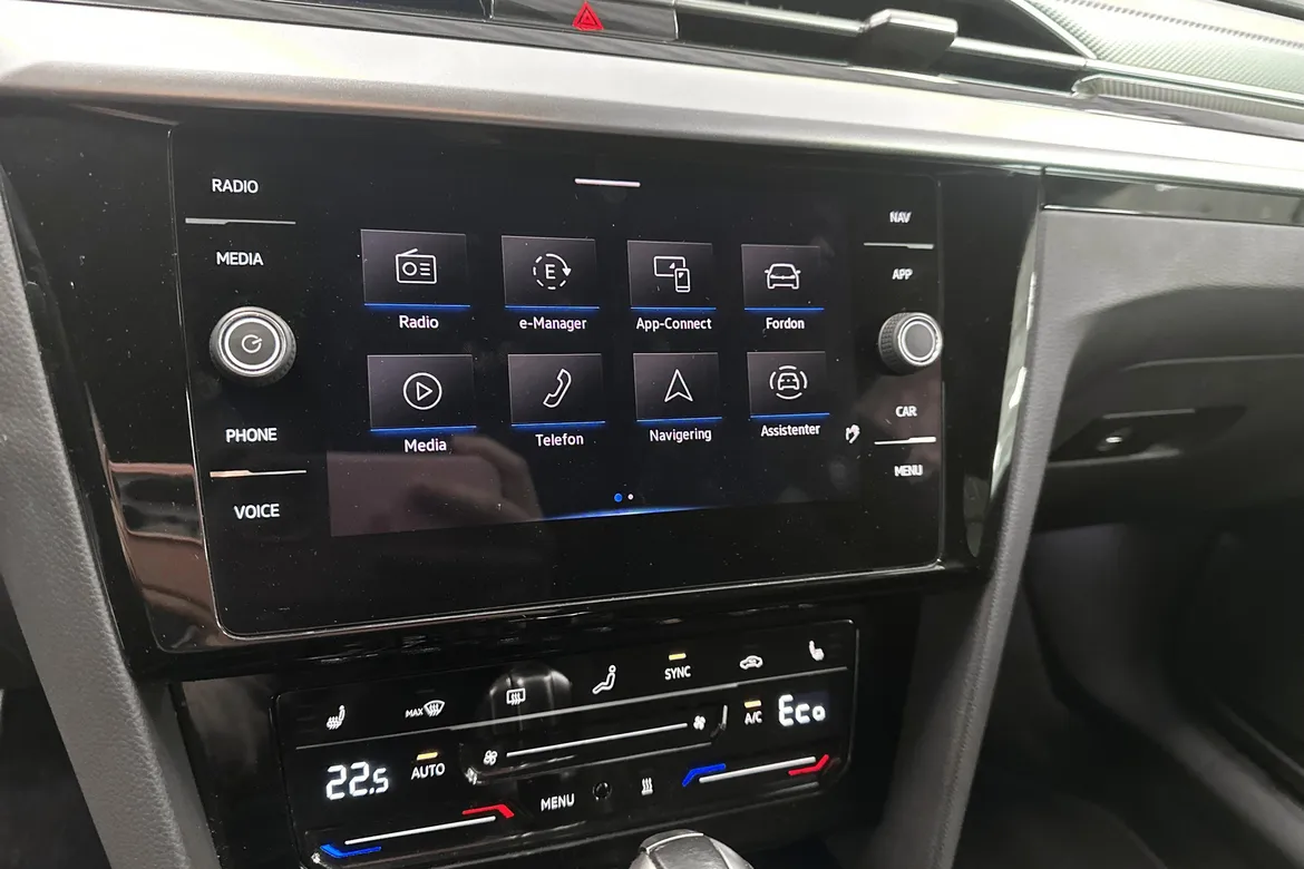 picture of a car