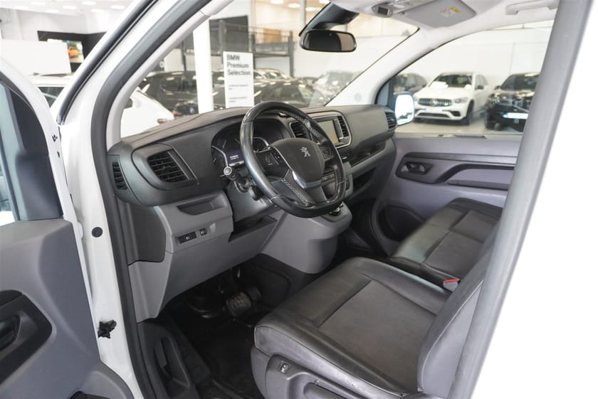 Bild 2 av Peugeot Expert Panel Van 1.2T 2.0 BlueHDi 180 Eat