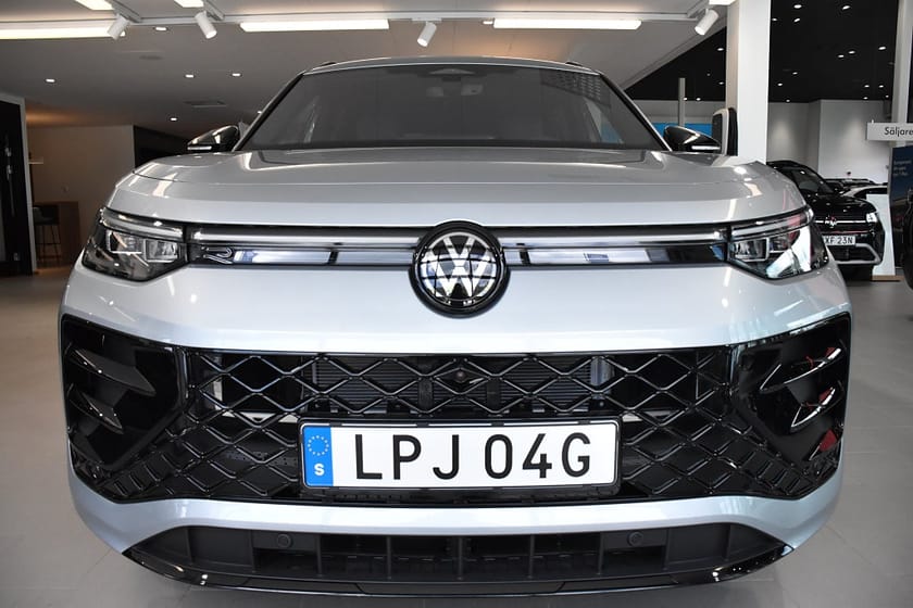 Bild 3 av Volkswagen Tayron eHybrid R-Line 272 hk *FULLUTRUSTAD* DEMO