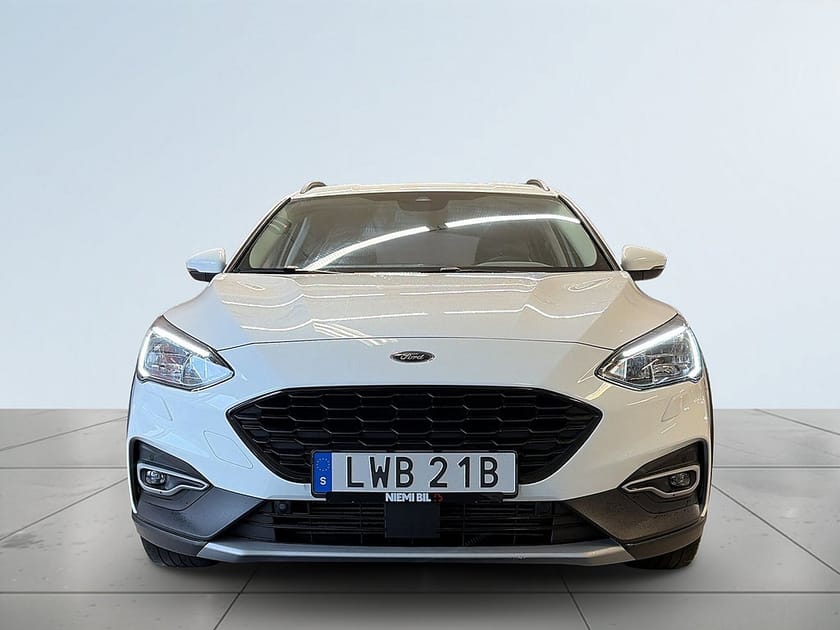 Bild 2 av Ford Focus Active Kombi 1.0, ST-Line Bkamera Navi Rattvärme S&V