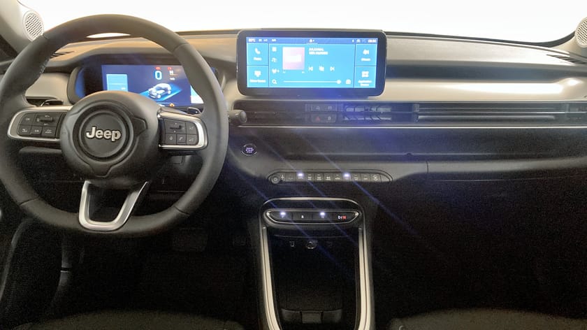 Bild 4 av Jeep Avenger e-Hybrid Altitude 1.2T Aut PL fr 3495kr/mån