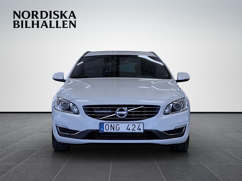 Bild 2 av Volvo V60 D4 Momentum Dragkrok Värmare Kamrem bytt 2023-08