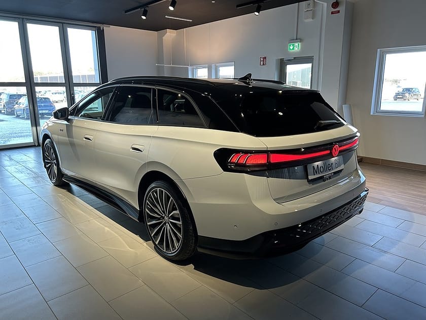 Bild 5 av Volkswagen ID.7 GTX Tourer 86 KWH BATTERI 340 HK 1 VXL