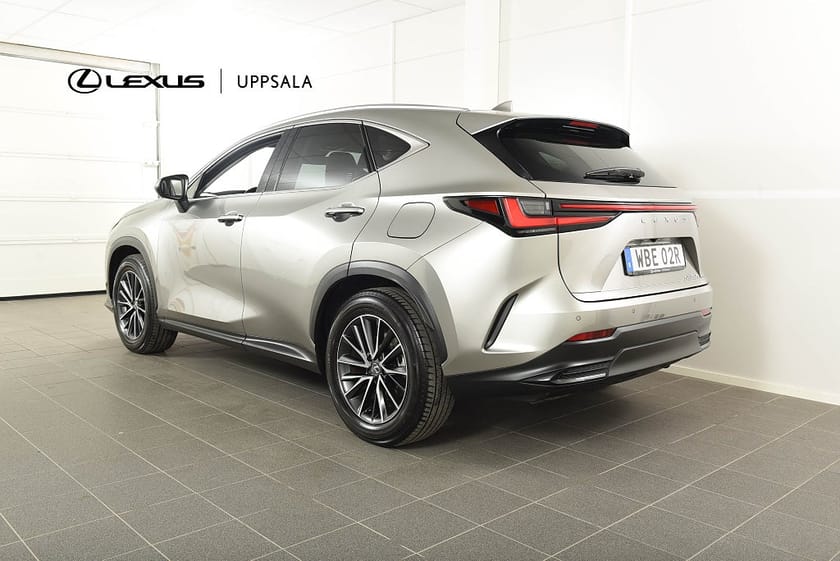 Bild 3 av Lexus NX 450h+ Executive Vinterhjul