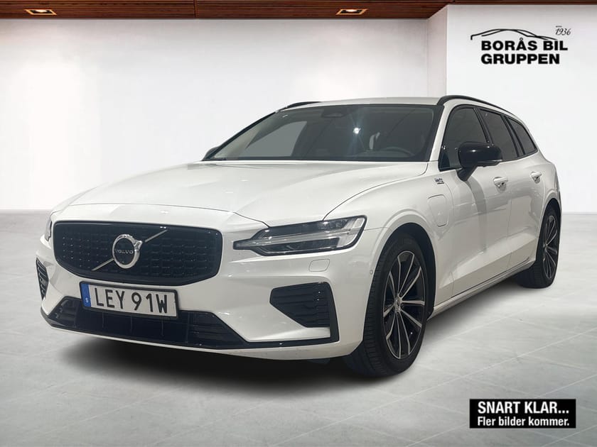 Bild 1 av Volvo V60 T6 Plus Dark Edition