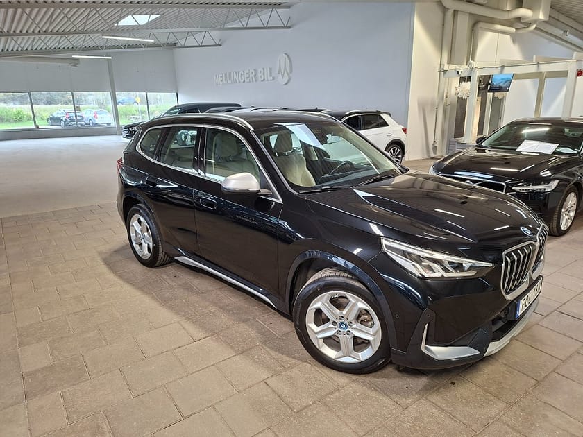Bild 2 av BMW X1 xDrive25e Steptronic xLine Drag|Navi|Backkamera