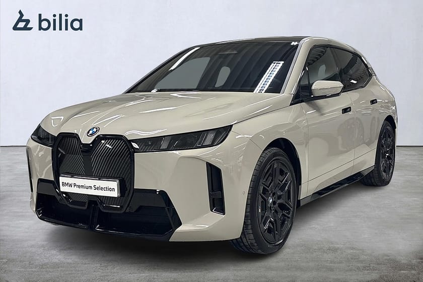Bild 1 av BMW iX xDrive60 xDrive 60 M-Sport | DEMOBIL | Drag | Aktiv farth. |