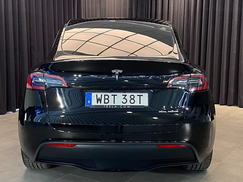 Bild 2 av Tesla Model Y Long Range AWD 514Hk (Leasingbar)