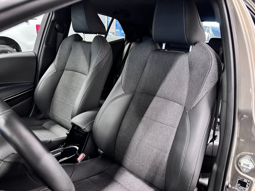 Bild 5 av Toyota Corolla Hybrid e-CVT Style, Nav Motorvärmare Backkamera 1 ägare