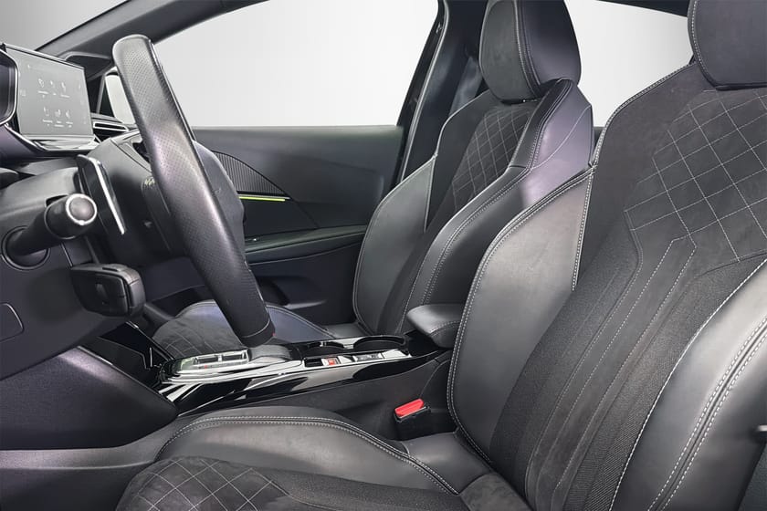 Bild 4 av Peugeot 208 1.2 PureTech GT NYSERVAD