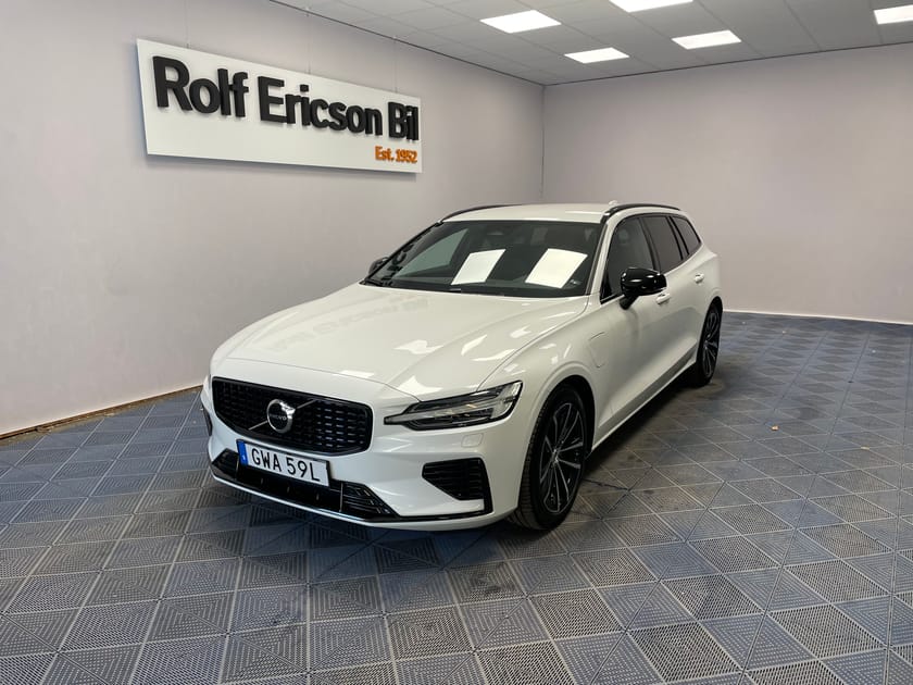 Bild 1 av Volvo V60 T6 Plus Dark Edition