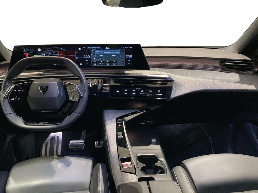 Bild 4 av Peugeot E-3008 GT Ultimate Electric 73kWh 525km WLTP Nappaläder, avtagbar dragkrok