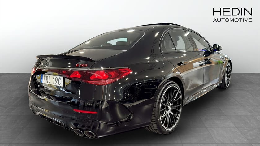 Bild 3 av Mercedes-Benz AMG E 53 HYBRID 4MATIC+ SEDAN