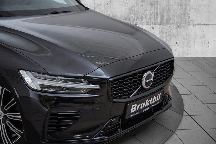 Bilde 2 av Volvo V60 Recharge T6 Plus Dark KROK|PANO|H&K|TONEDE