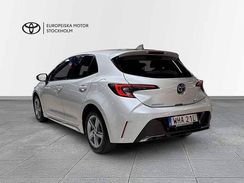 Bild 2 av Toyota Corolla Hybrid 1.8 5D STYLE / V-Hjul / Moms / 906mil