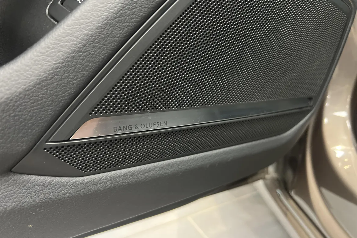 picture of a car