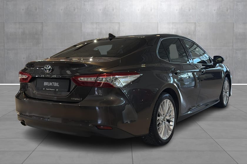 Bilde 5 av Toyota Camry Hybrid 2,5 Platinium Sedan