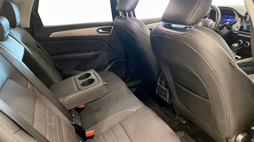Bild 5 av Renault Arkana E-TECH 145 MultiMode 143hk Backkamera - Drag