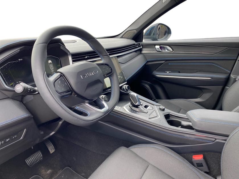 Bild 2 av Lynk & Co 01 PHEV 