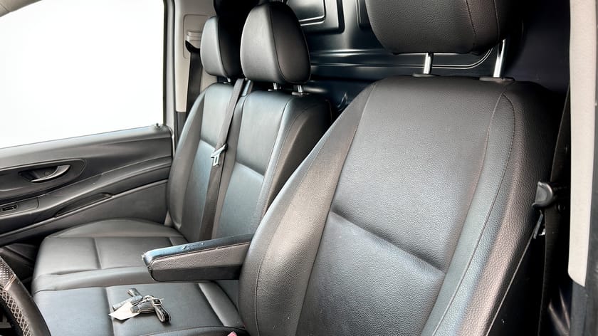 Bild 5 av Mercedes-Benz Vito 119 BlueTEC 4x4 3.0t Skåp 190hk lång